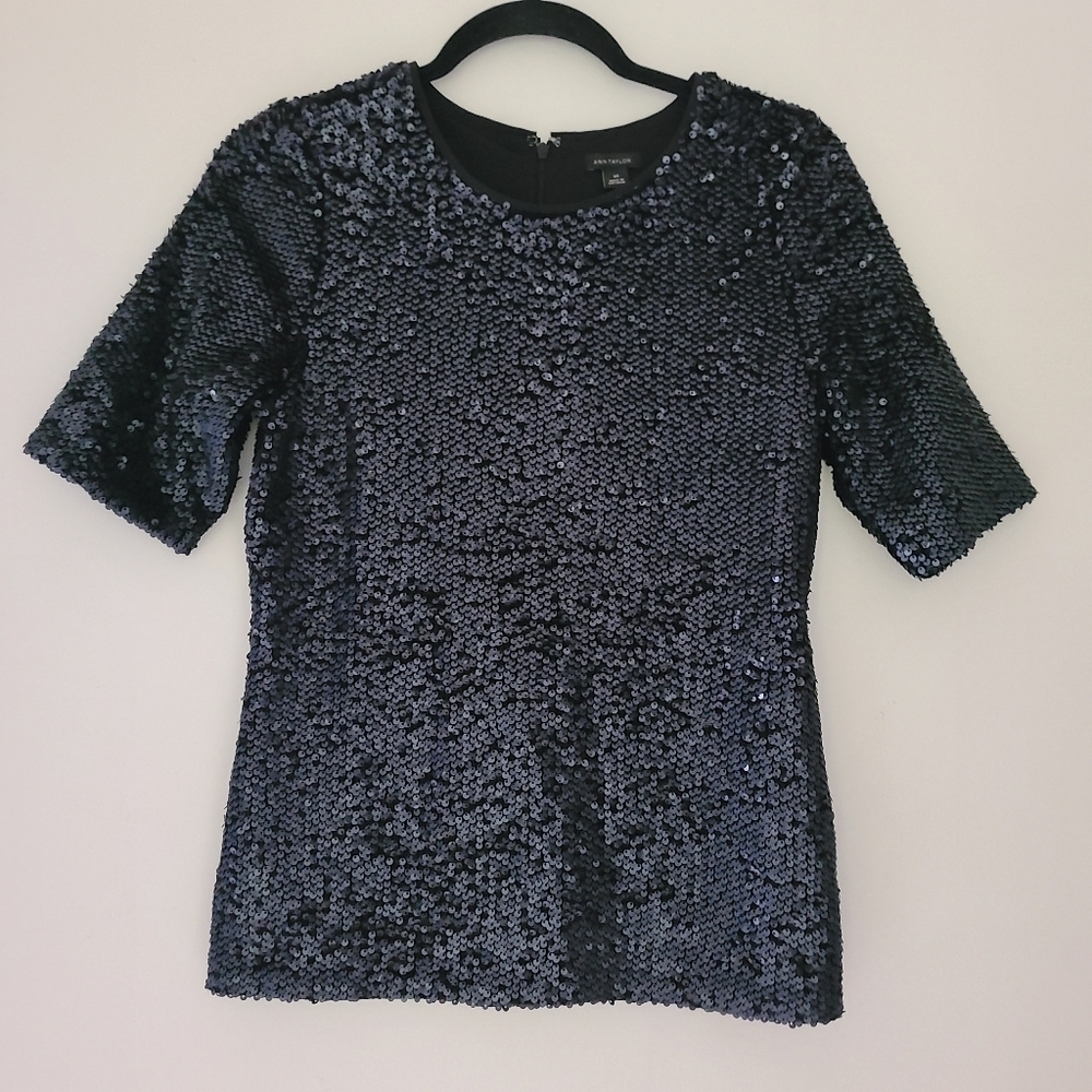 ANN TAYLOR sequin short sleeves top